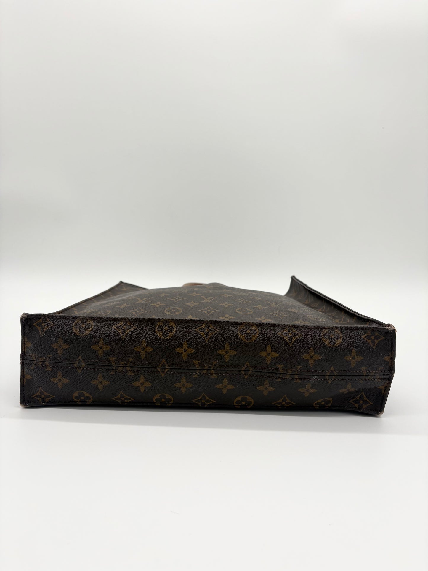 LV Le Sac Plat Bag
