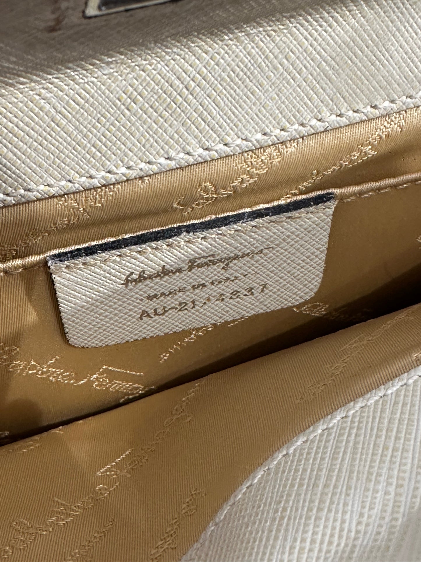 Salvatore ferragamo shoulder bag