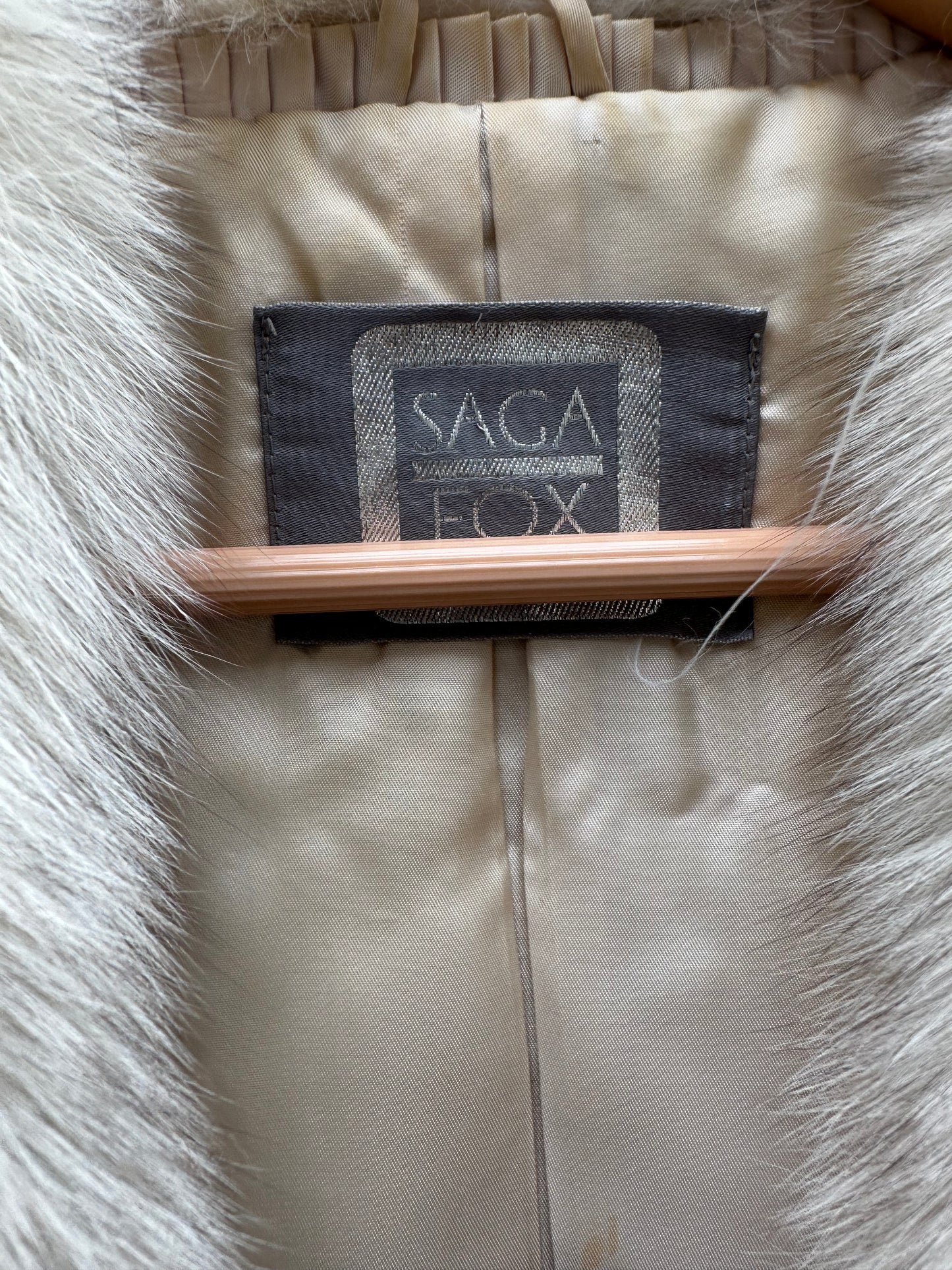 Vintage Saga Fox Blue Fox