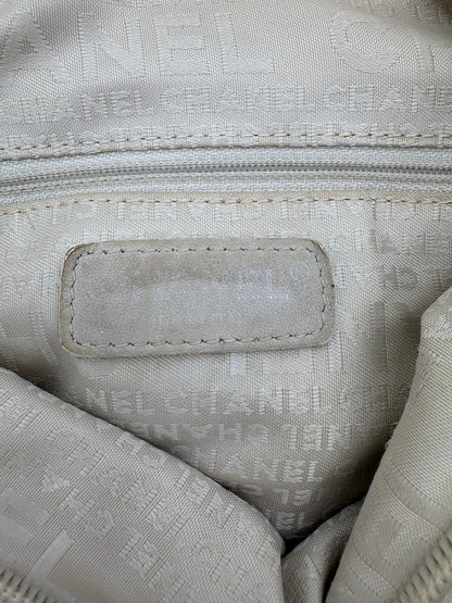 Vintage Chanel off white hobo bag with silver hardware.