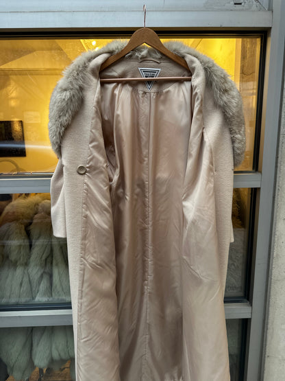 Beige Wool with fox fur collar