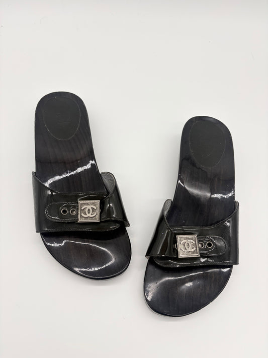 Vintage Chanel Black Wooden Platform Sidle Sandals