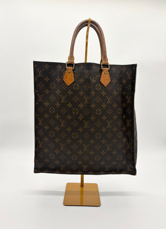 LV Le Sac Plat Bag
