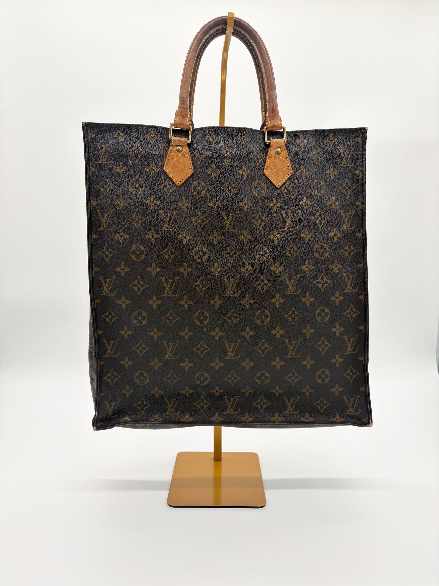 LV Le Sac Plat Bag