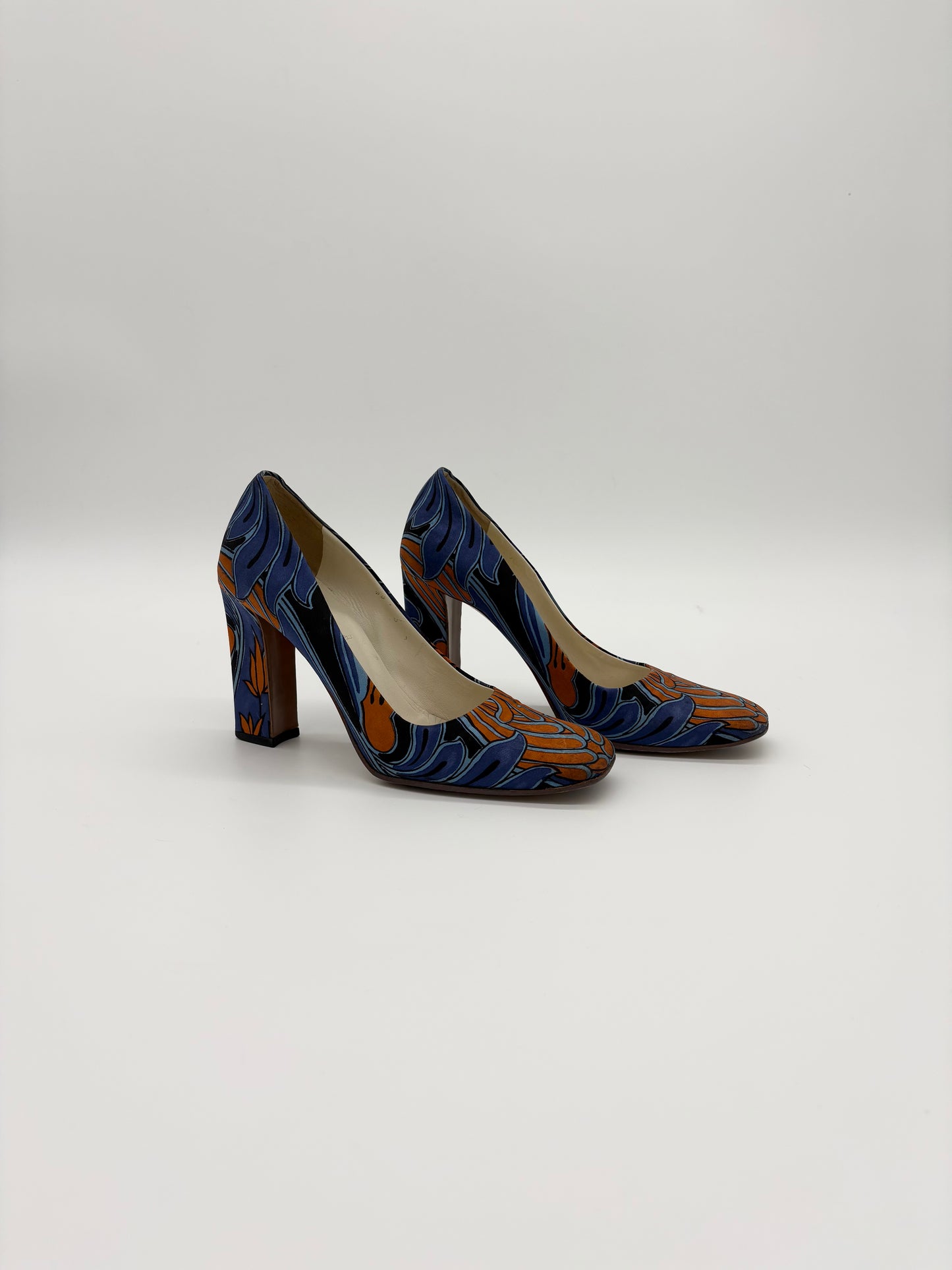 Vintage Prada Flower Leaf Print Pumps