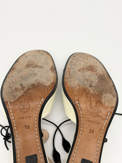 Vintage Chanel Two Tone Black And White Lace Up Spectator Pumps