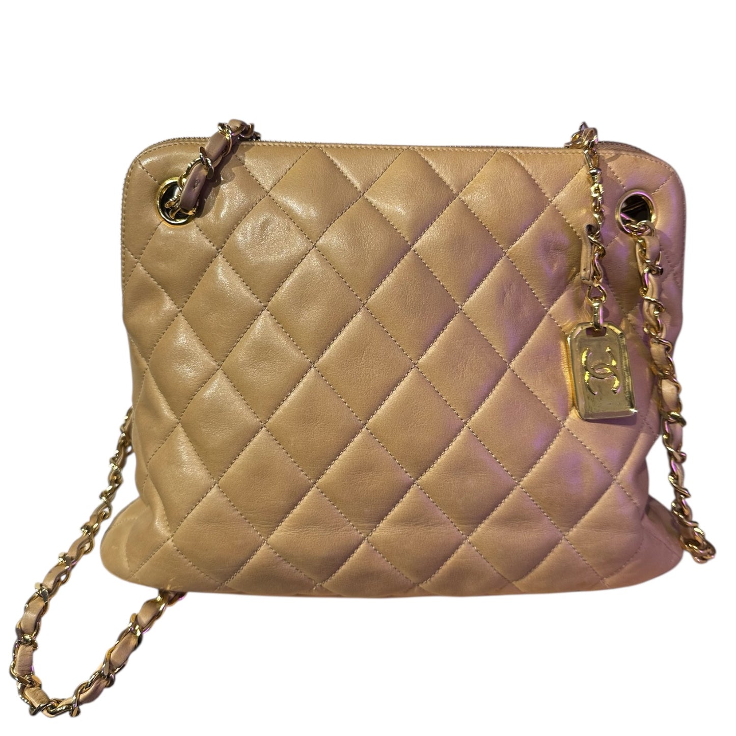 Vintage Chanel Beige Quilted Lambskin shoulder bag with Gold Hardware