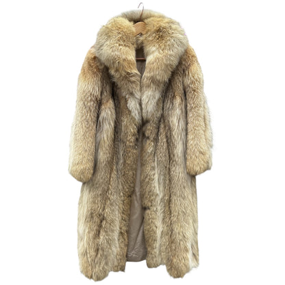 Coyote full length fur full length